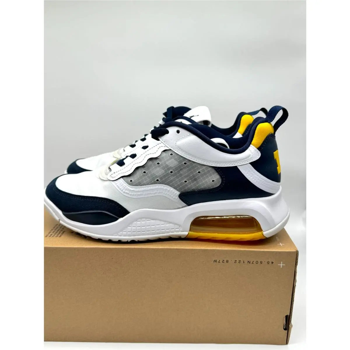 Nike shoes - Jordan Max 200 - Max - cz4946-147 - White (UPC: 194499122609) 3