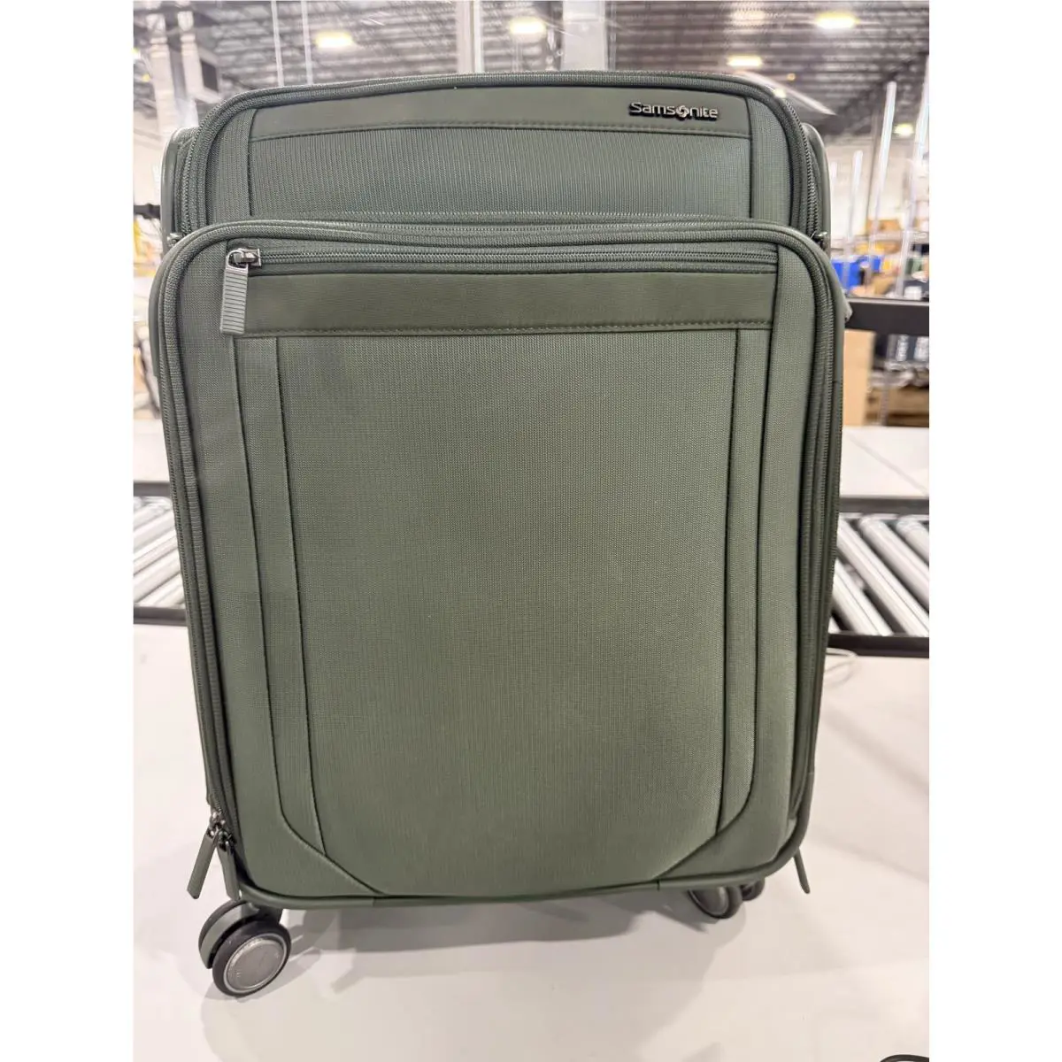 Samsonite Relite 4-WHEEL Spinner Carry ON Cedar Green 16.5X10.8X23.2