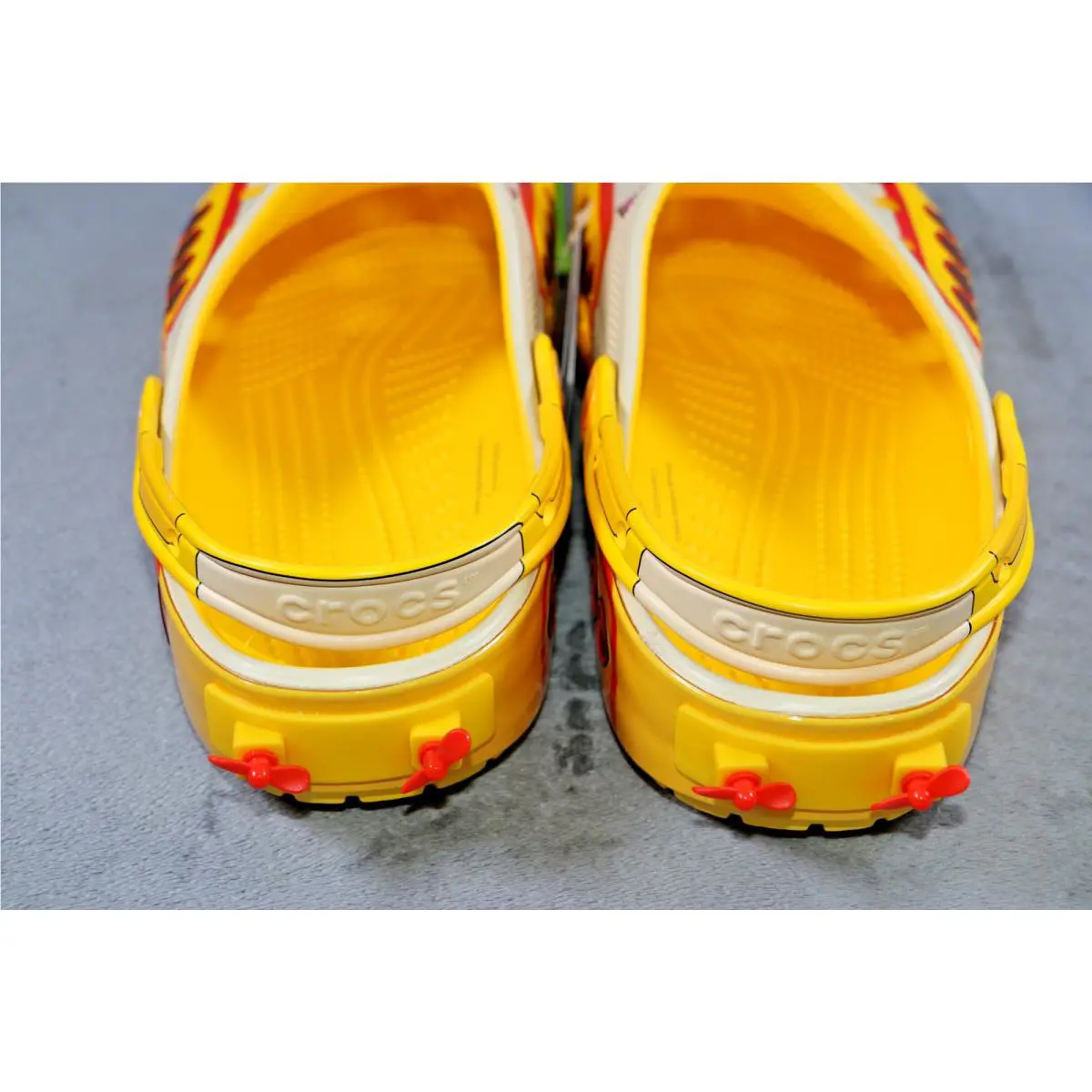 Crocs shoes - Yellow (UPC: 198445135811) 9