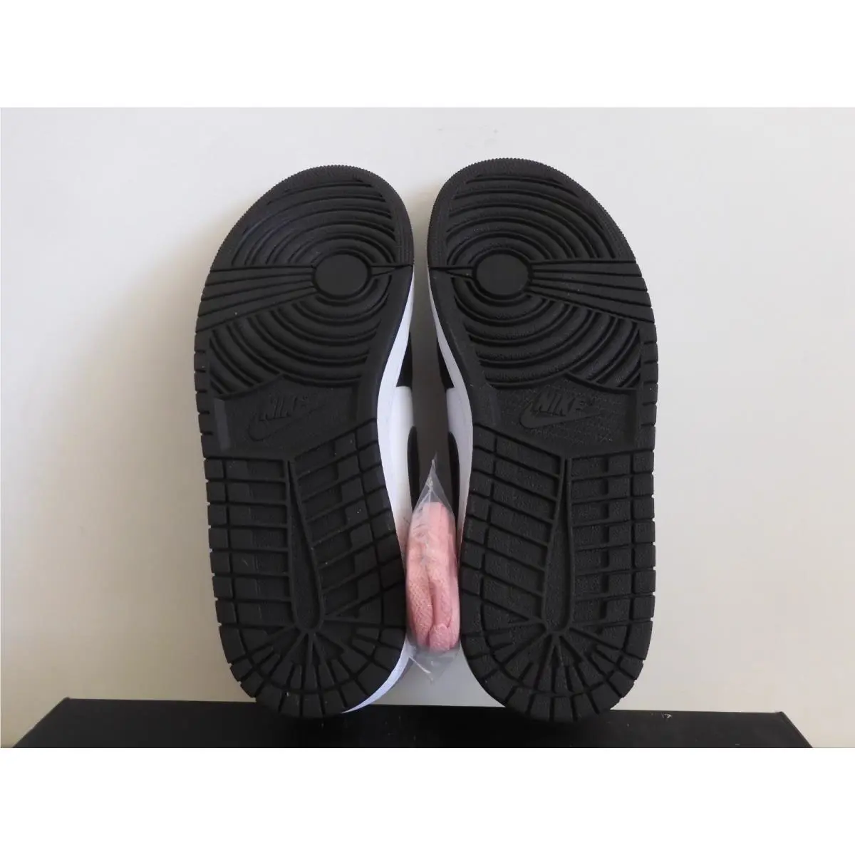 Nike shoes - Air Jordan 1 Mid - Air Mid - DM1200-001 - Black 6