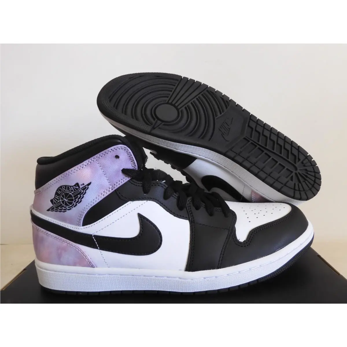 Nike shoes - Air Jordan 1 Mid - Air Mid - DM1200-001 - Black 17