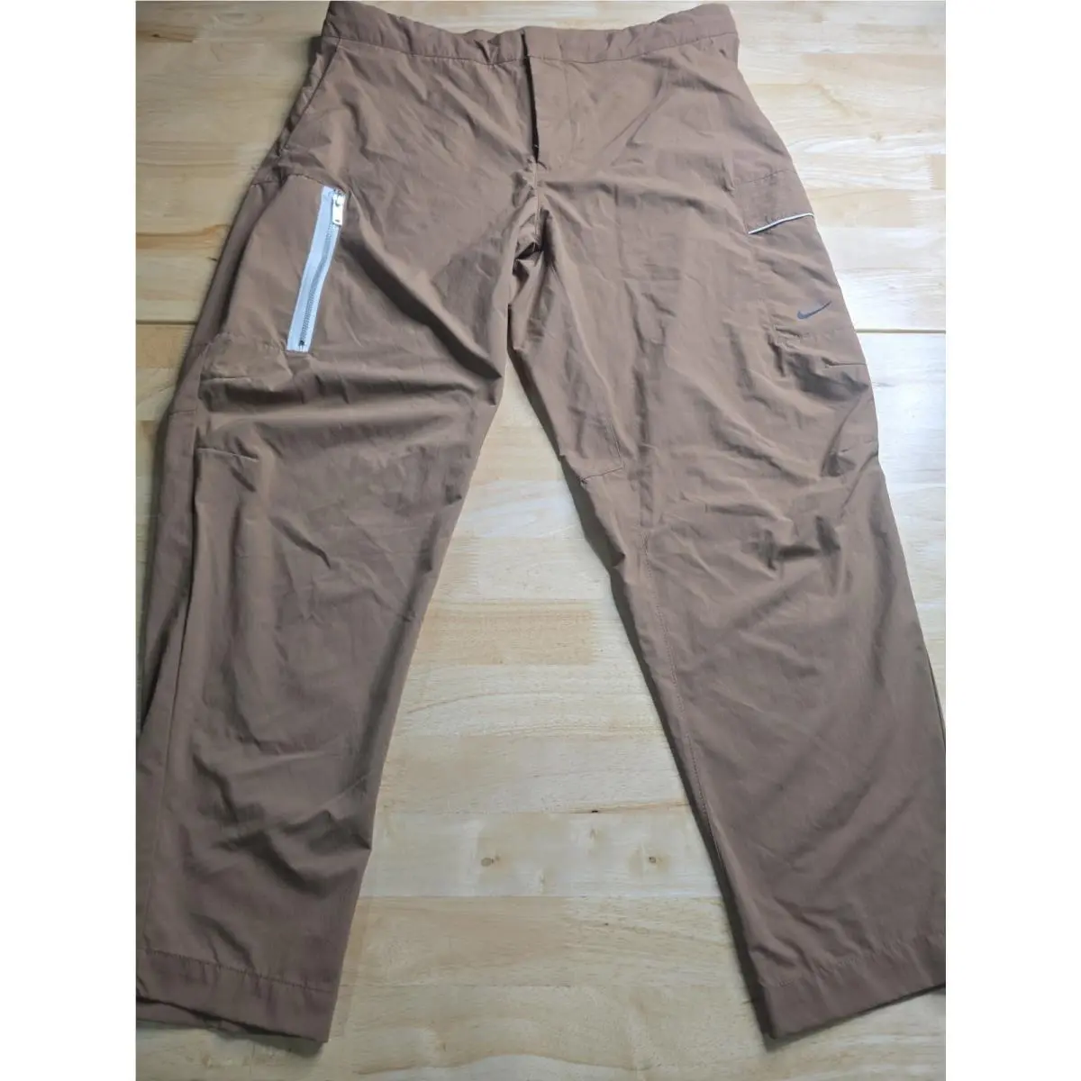 Nike clothing - Nike Sportswear Essentials - Sportswear Essentials - DM6681-256 - Brown (UPC: 195245659189) 0