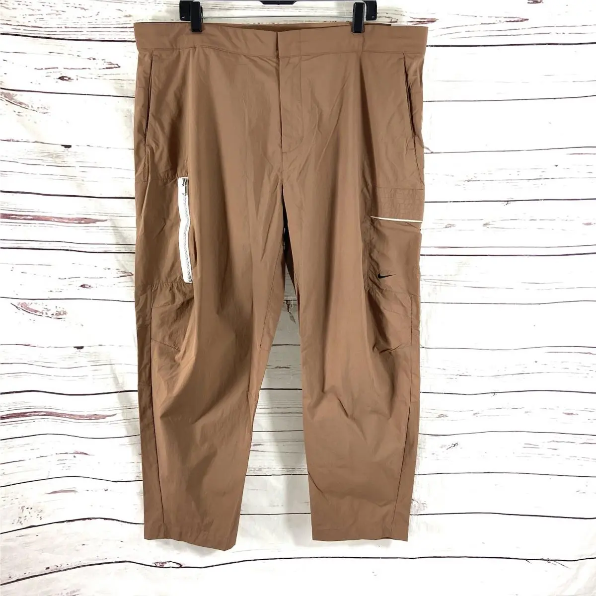 Sportswear Style Pants Men`s 40 Brown Essentials Utility Cargo DM6681-256 by Nike