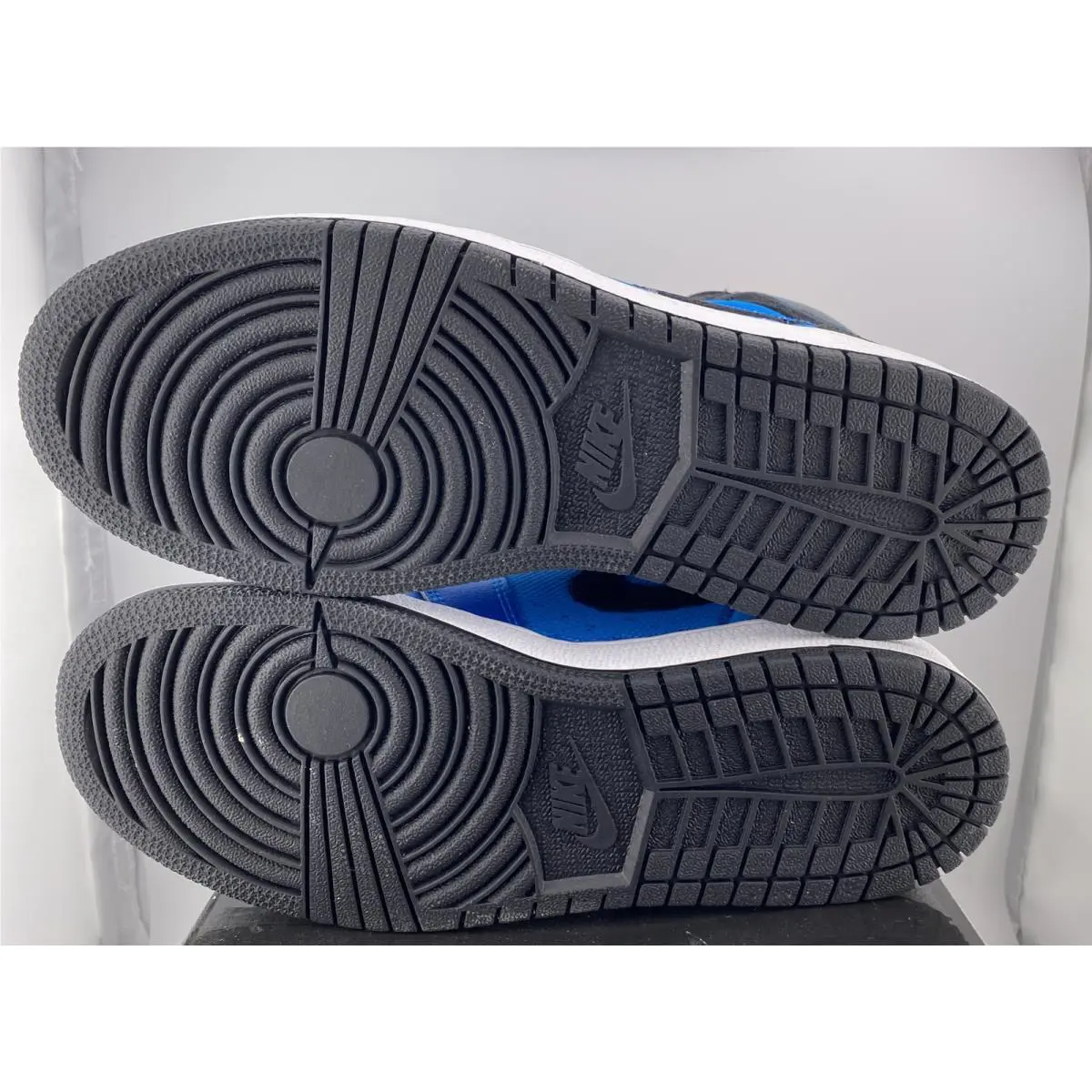 Nike shoes - Jordan 1 - 364781-408 - Blue (UPC: 0886548071913) 8