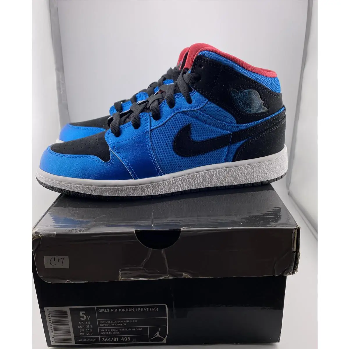 Nike shoes - Jordan 1 - 364781-408 - Blue (UPC: 0886548071913) 4