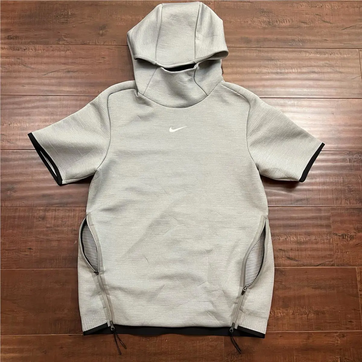 Nike clothing - Gray (UPC: 192500330289) 10