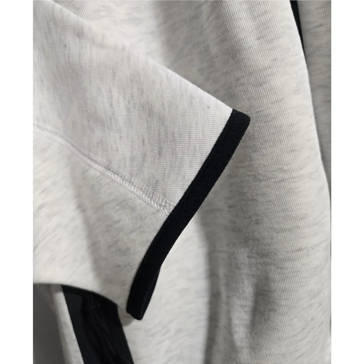 Nike clothing - Gray 2