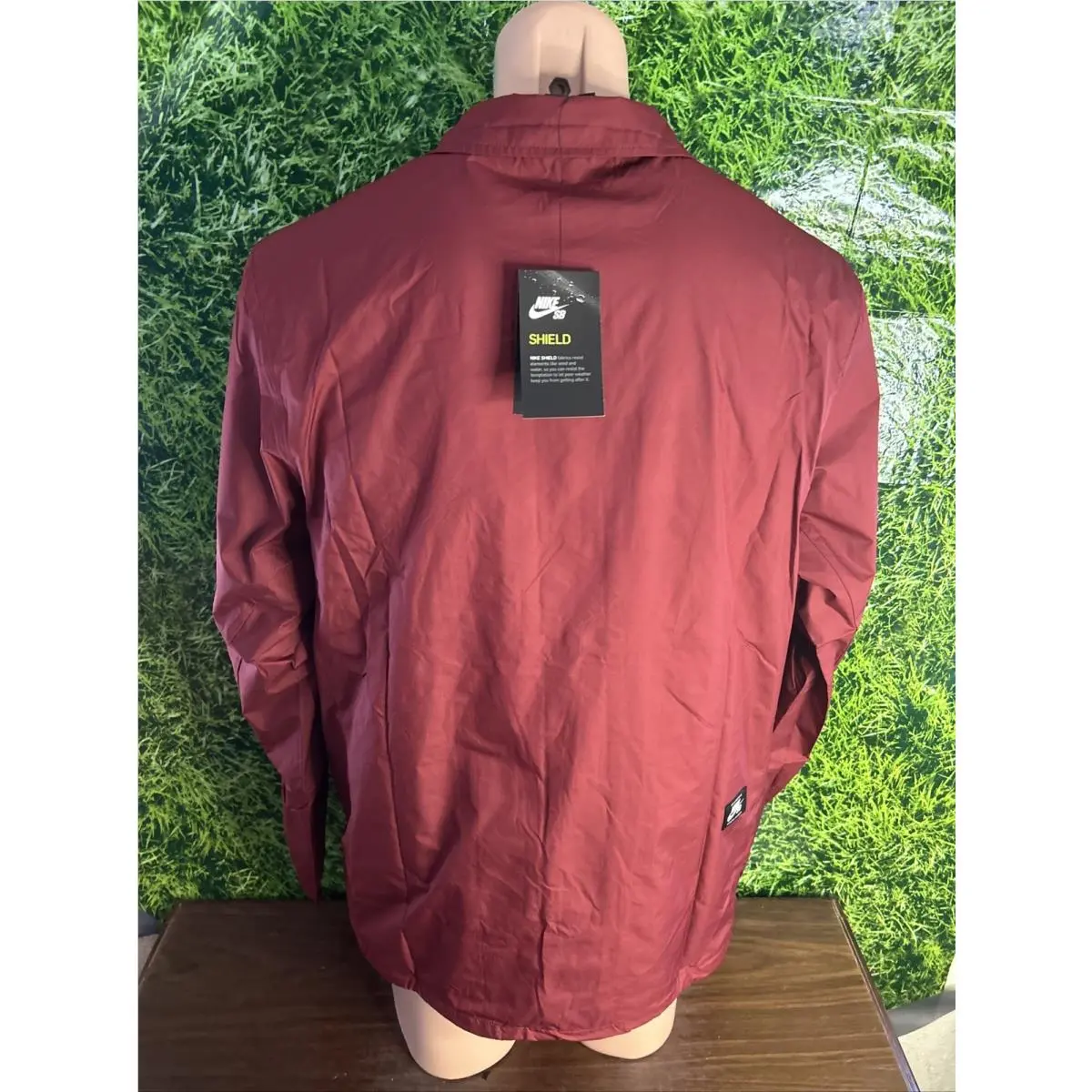 Nike clothing - Nike SB Shield - Shield - Red 1