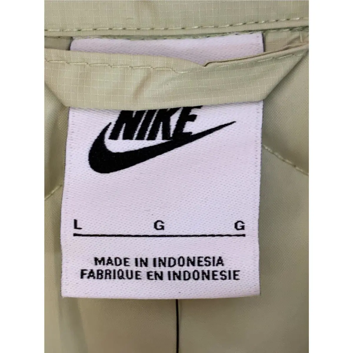 Nike clothing - Light Green 4