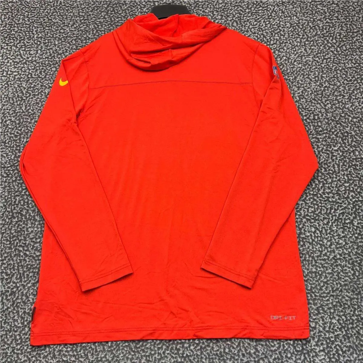 Nike clothing - Red 5
