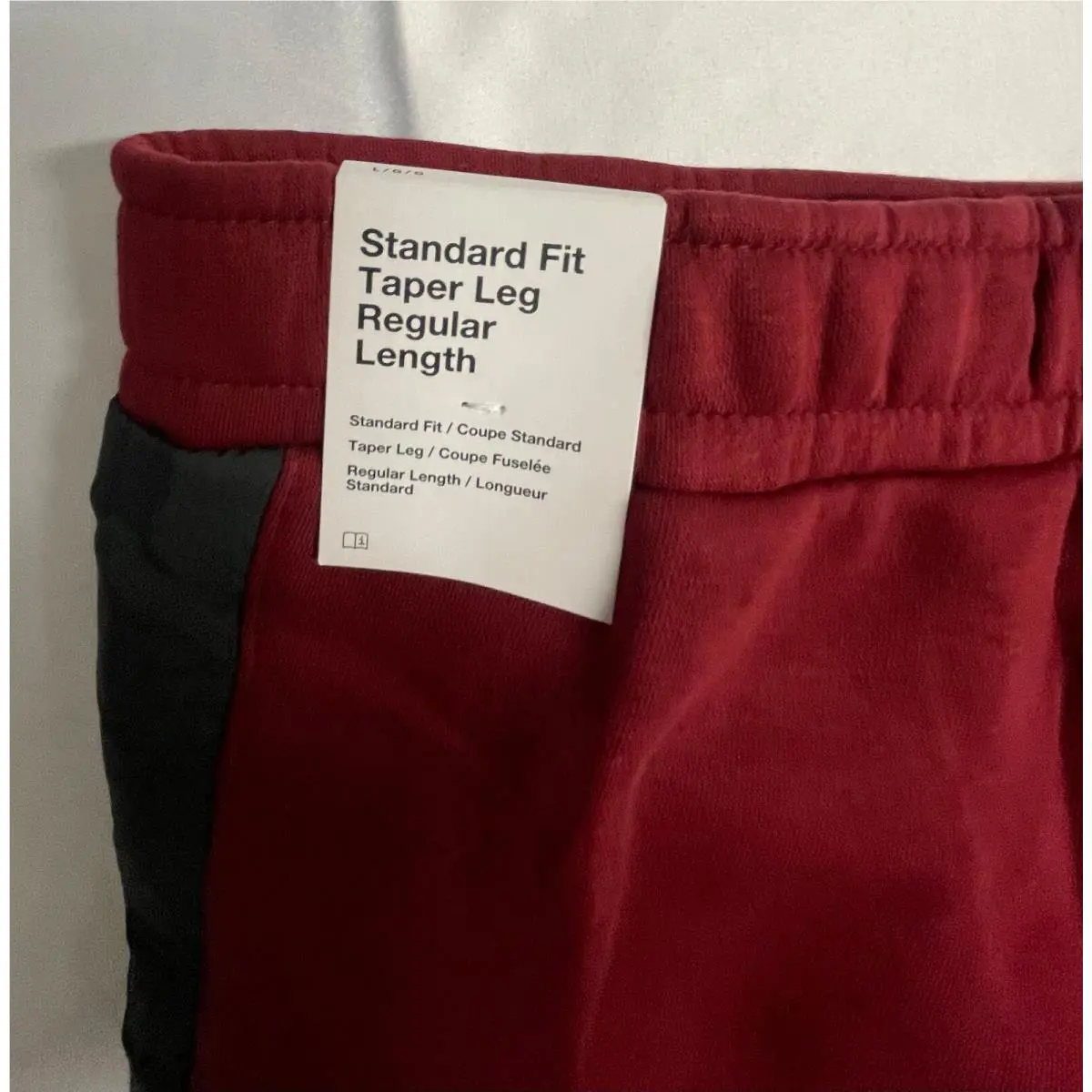 Nike clothing - Red (UPC: 195867005555) 8