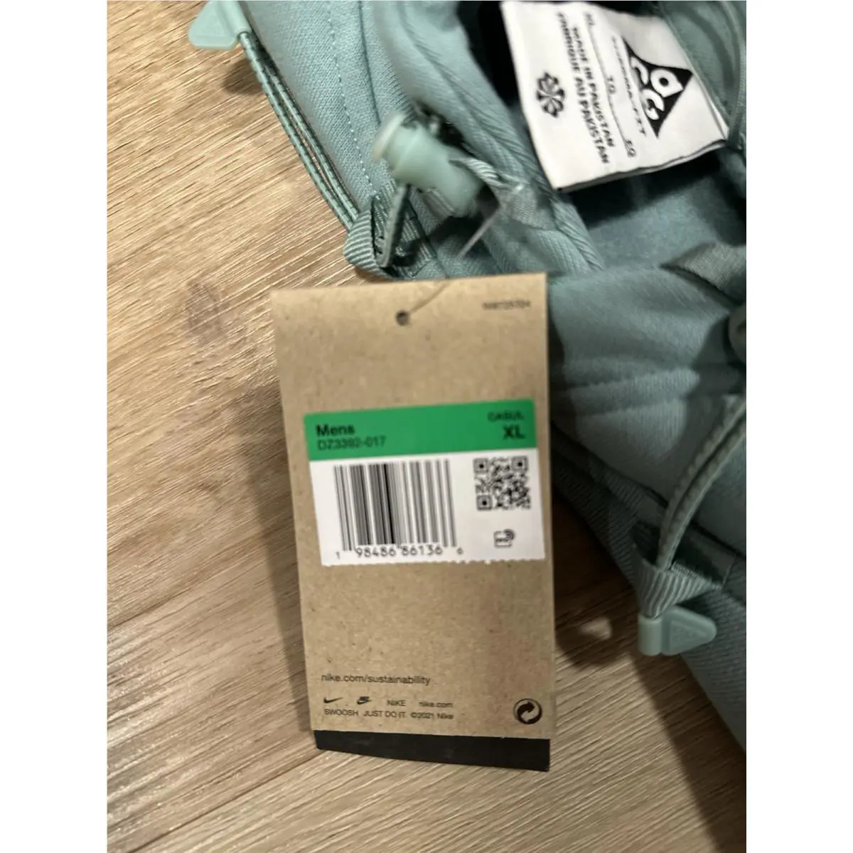Nike clothing - Cannon/Clay Green (UPC: 198486861366) 6