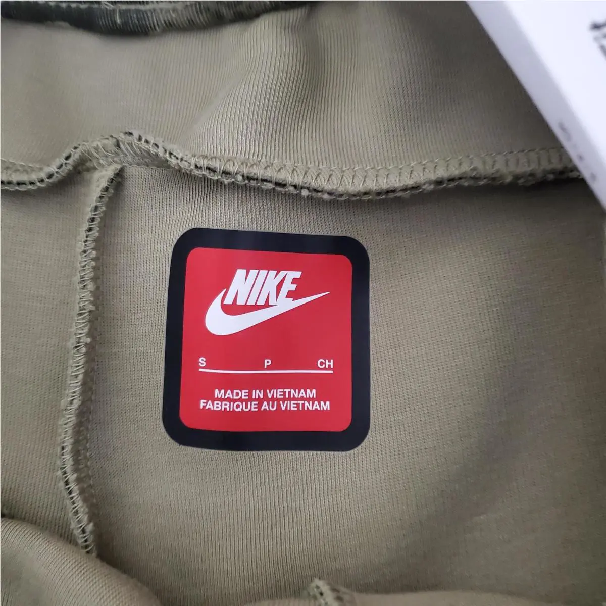 Nike clothing - Green 8