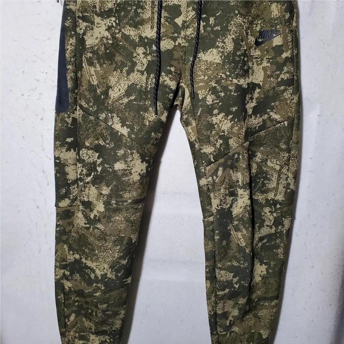 Nike clothing - Green 1