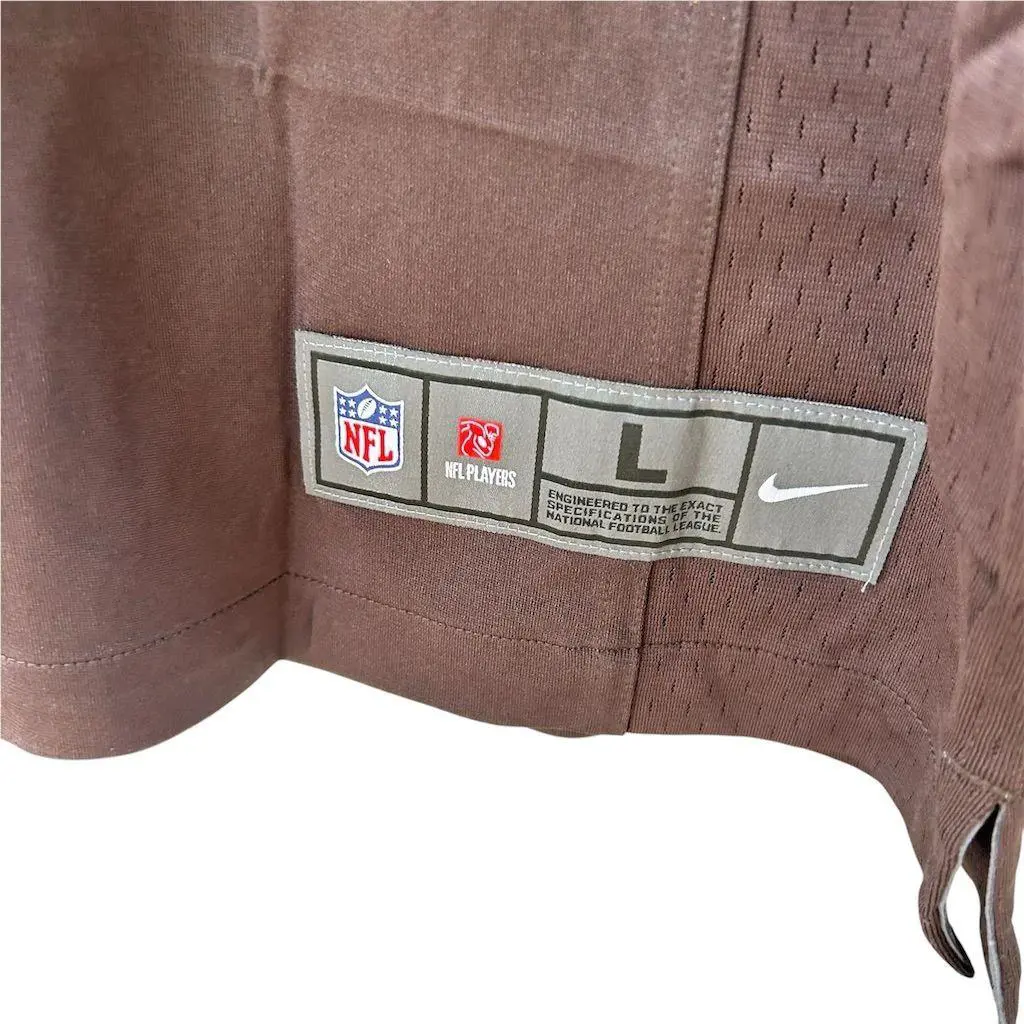 Nike clothing - Brown 3