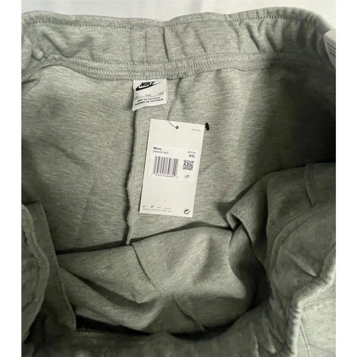 Nike clothing - Gray (UPC: 195245646820) 7