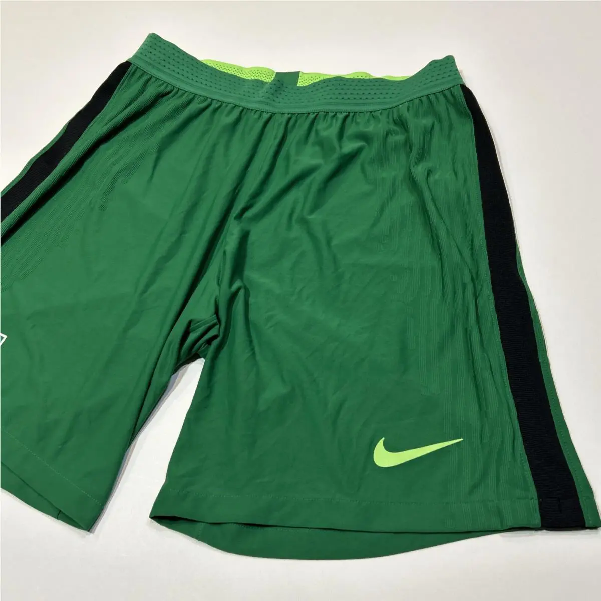 Nike clothing - Green 2