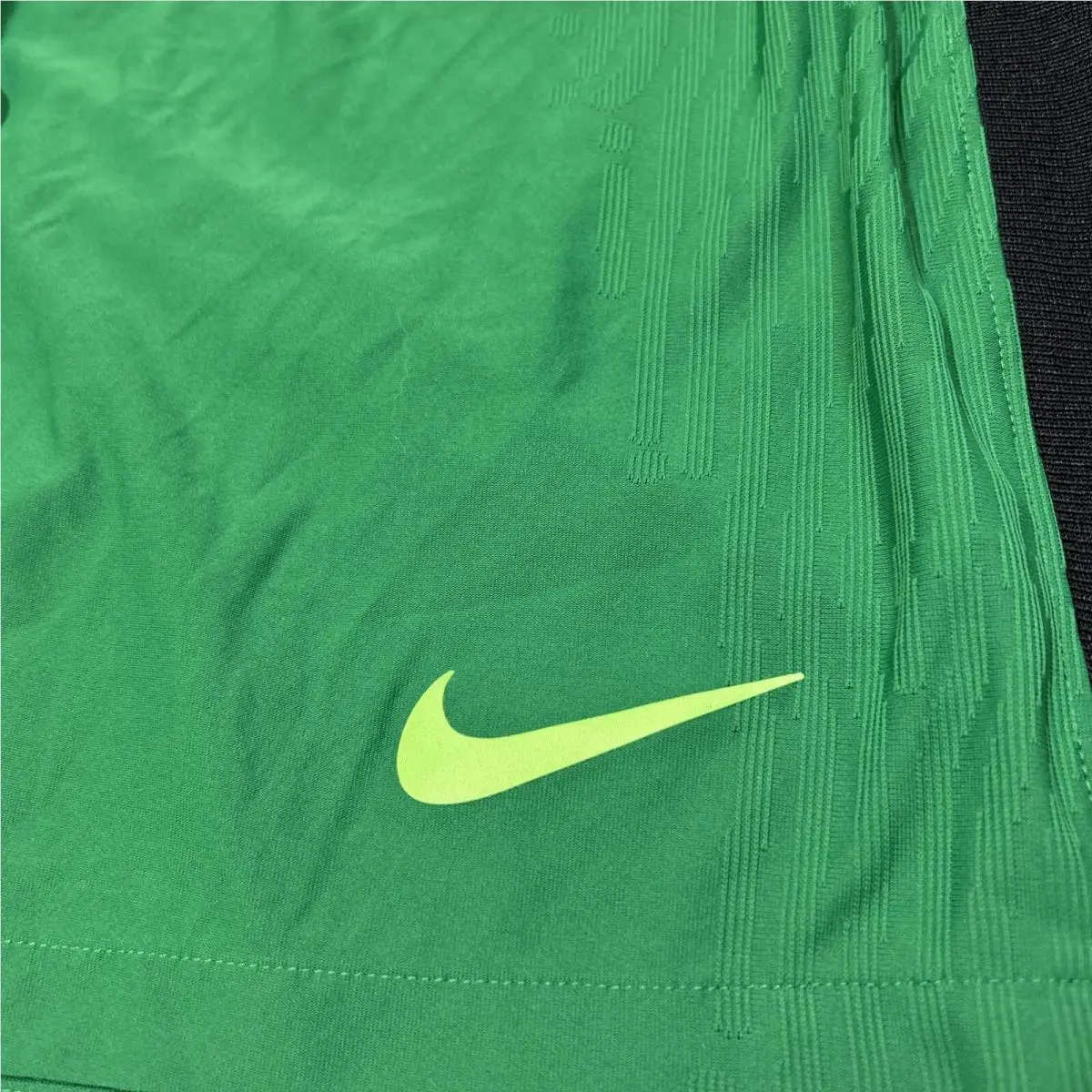 Nike clothing - Green 3