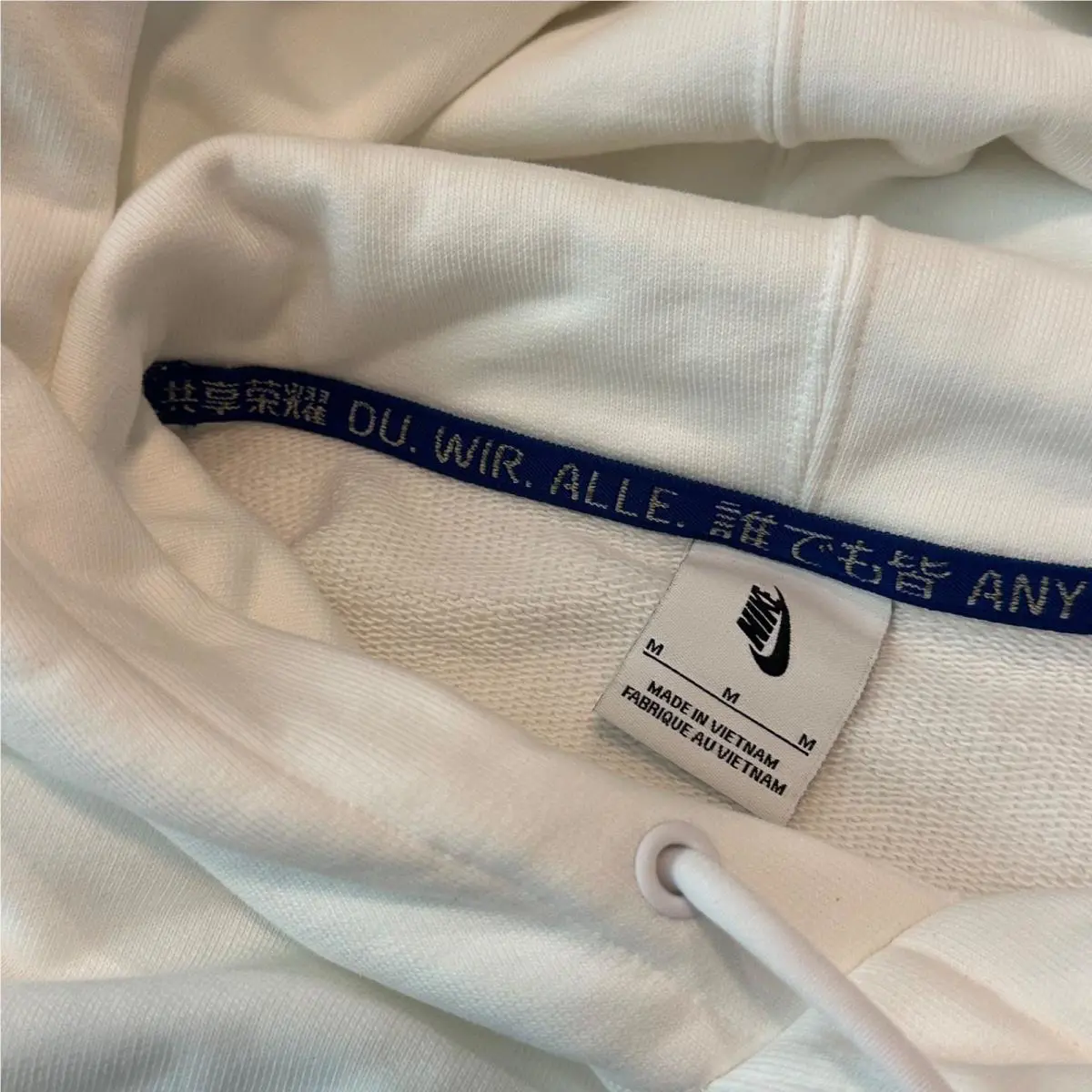 Nike clothing - FN4416100 - FN4416100 - White 4