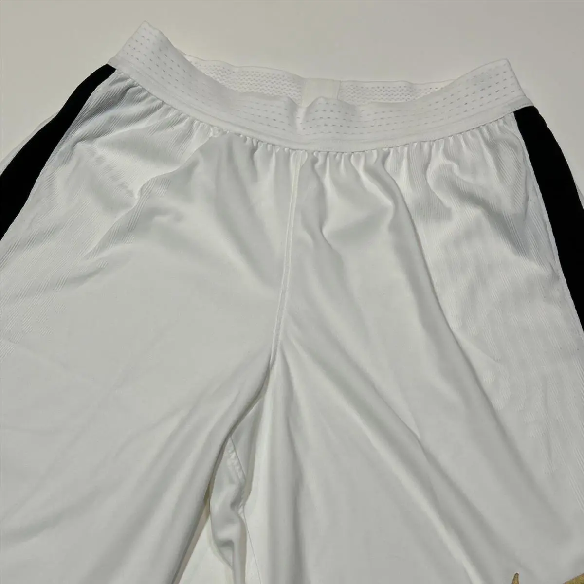 Nike clothing - White 4