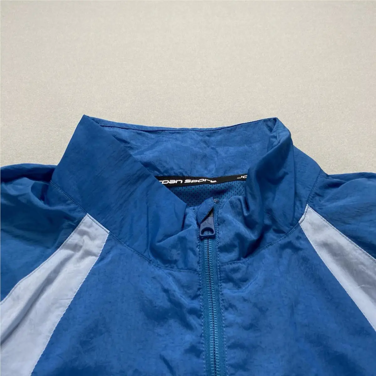 Nike clothing - Nike Air Jordan Sport Jam Men`s Warm-Up Jacket - FN5848-457 - Blue (UPC: 196977938665) 4
