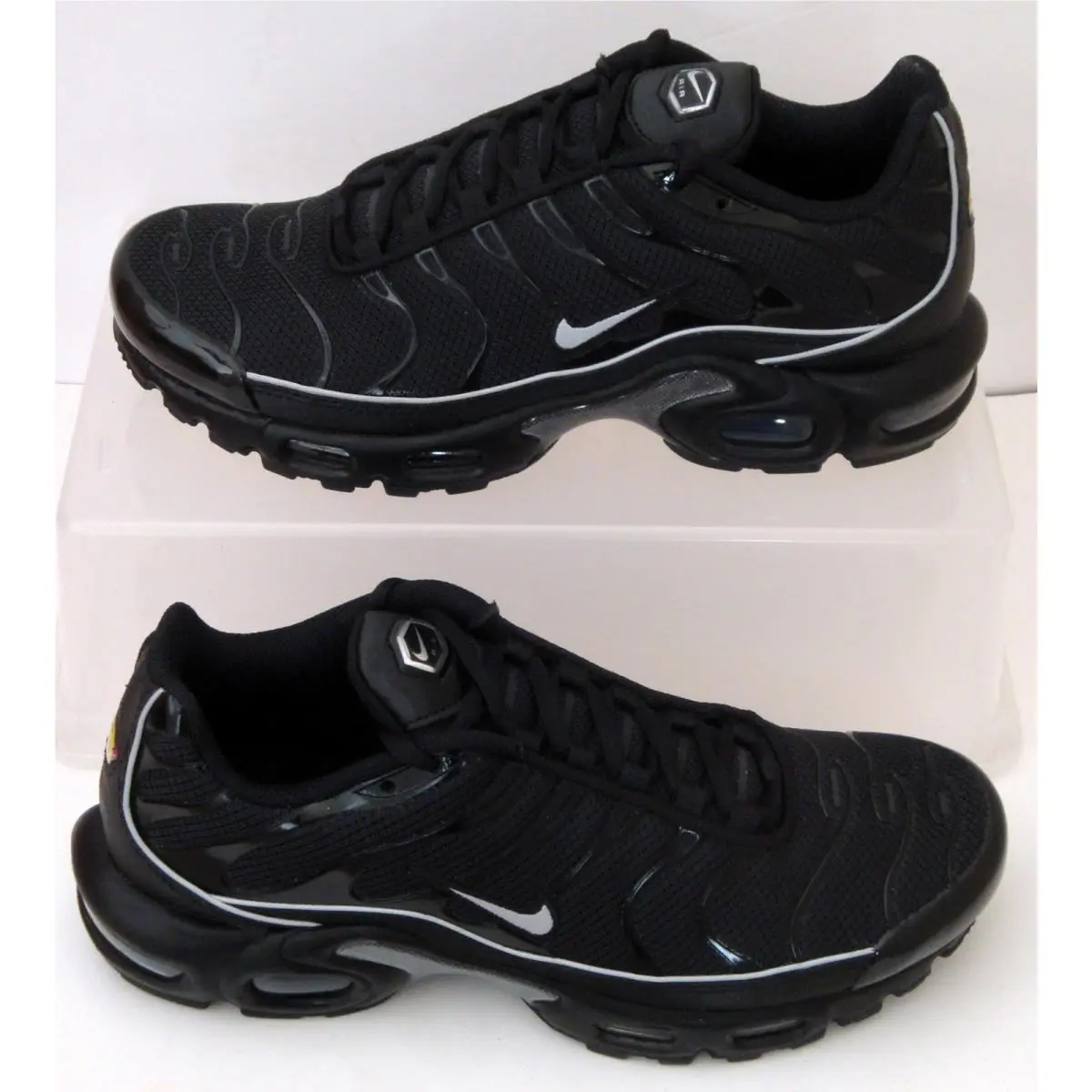 Nike Air Max Plus OG Black Silver Men US Size 9 UK 8 Eur 42.5 HV8066 002