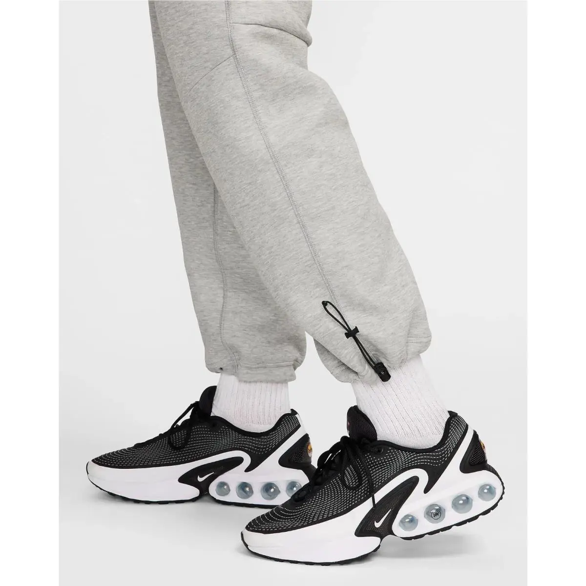 Nike clothing - Gray (UPC: 0197597287164) 2