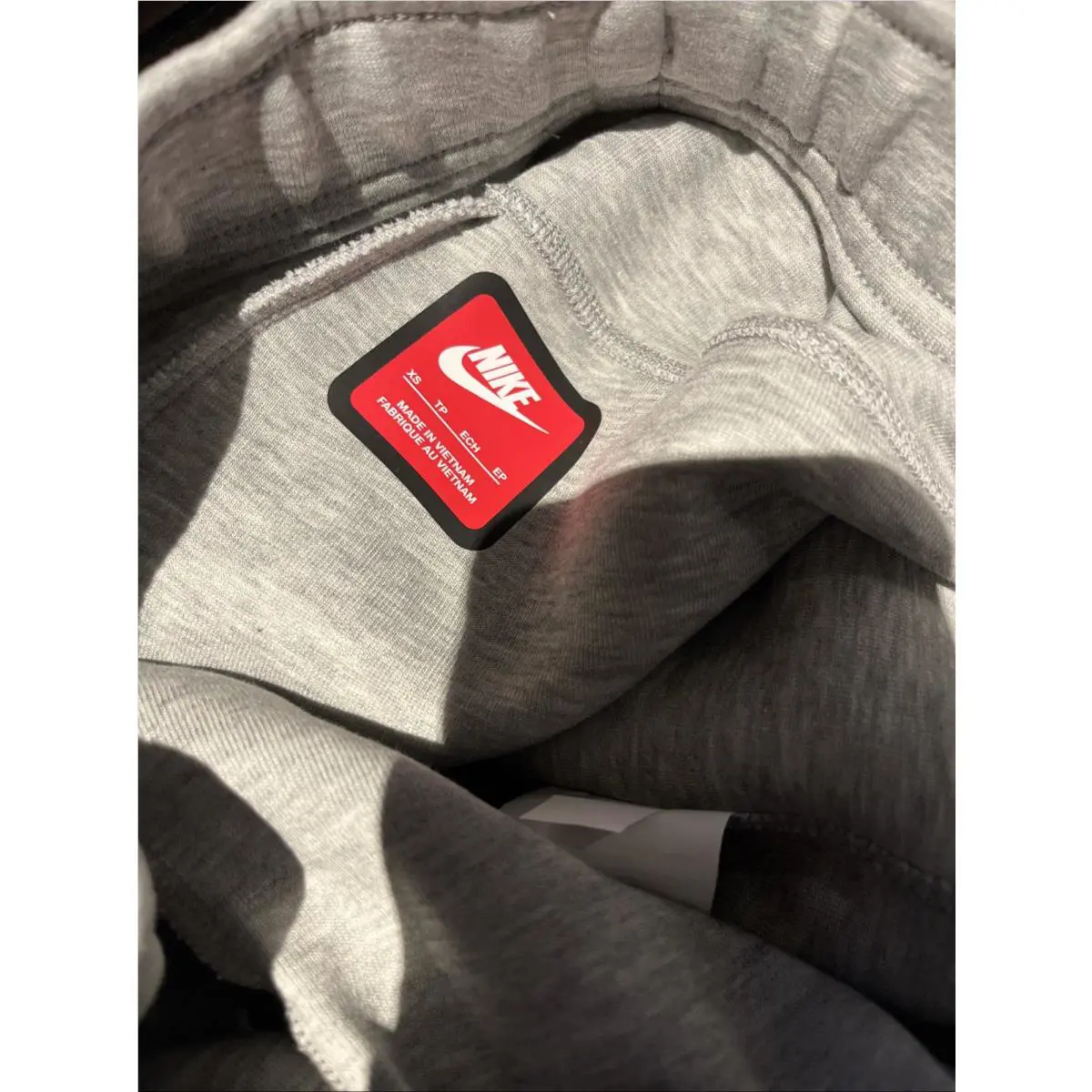 Nike clothing - Gray (UPC: 0197597287164) 3