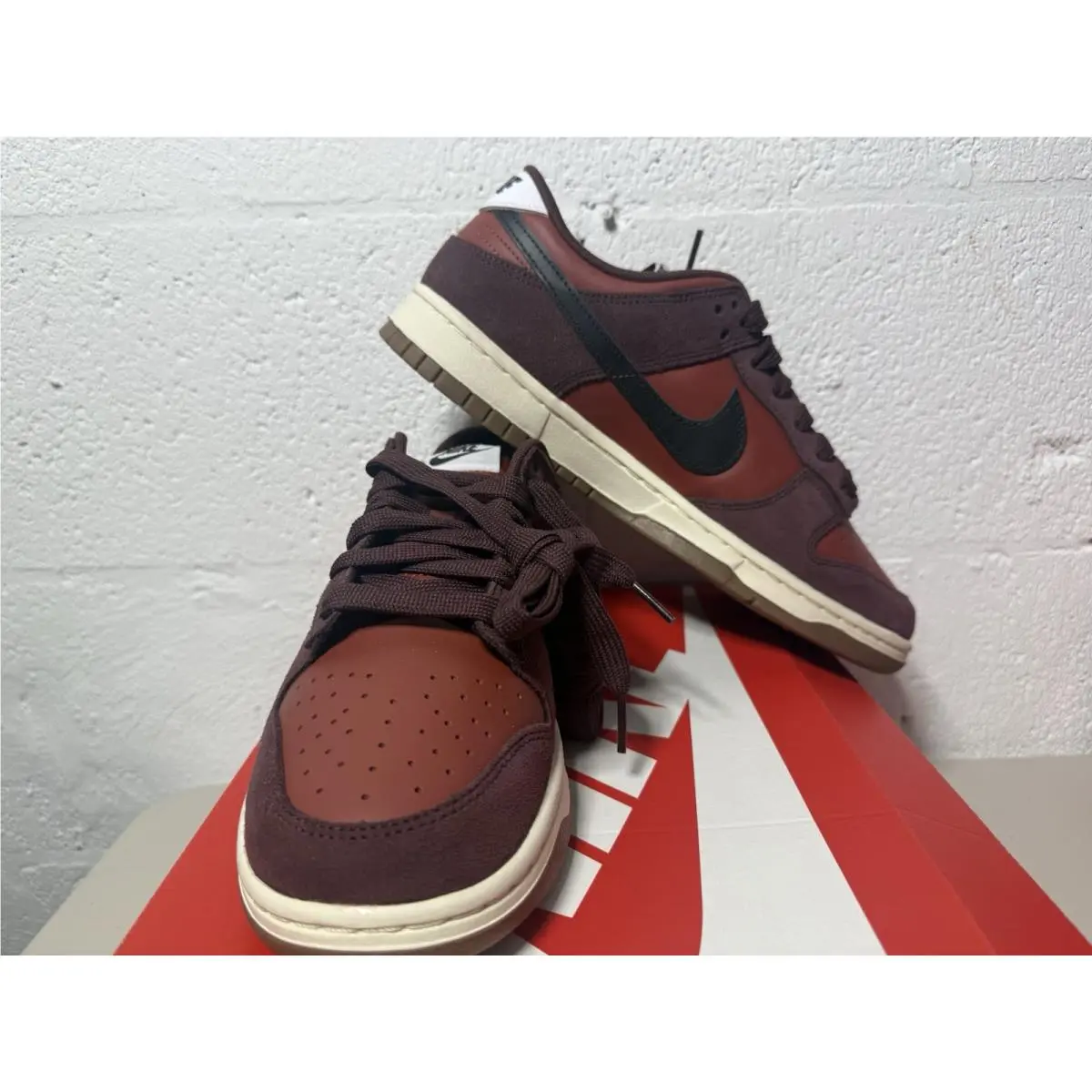 Nike shoes - Nike Dunks - Dunks - IB6399-600 - Brown 2