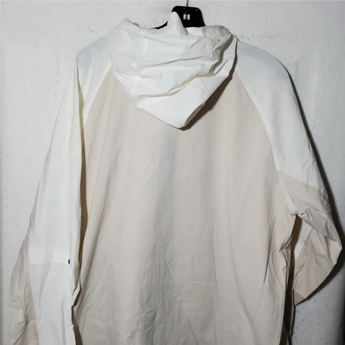 Nike clothing - NA - Beige 9