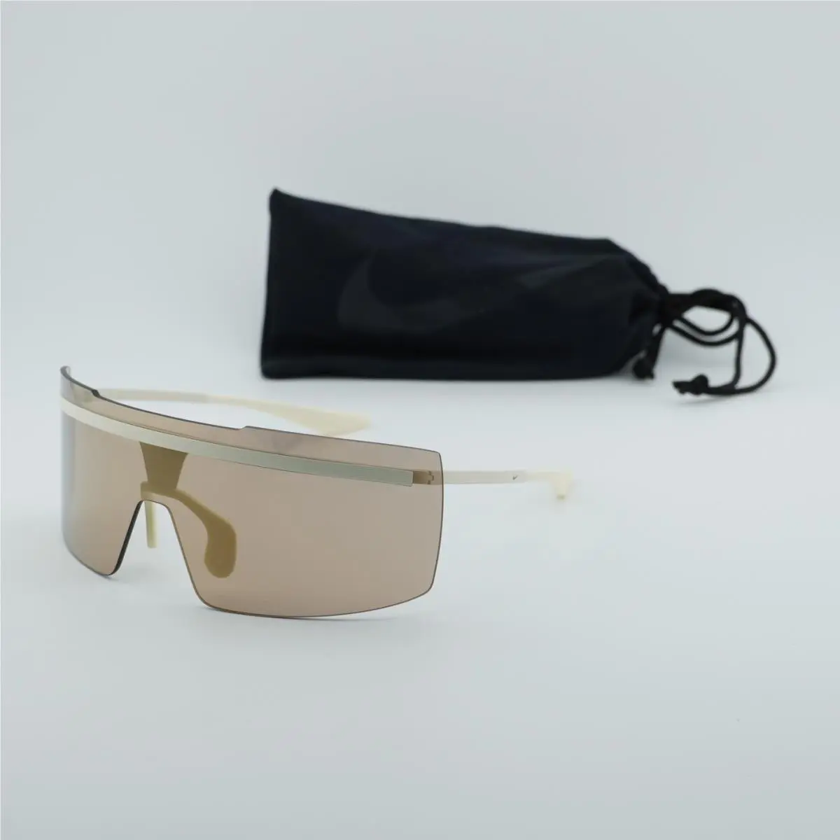Echo Shield M F 113 Matte Coconut Milk/gold Mirror 67-10-135 by Nike
