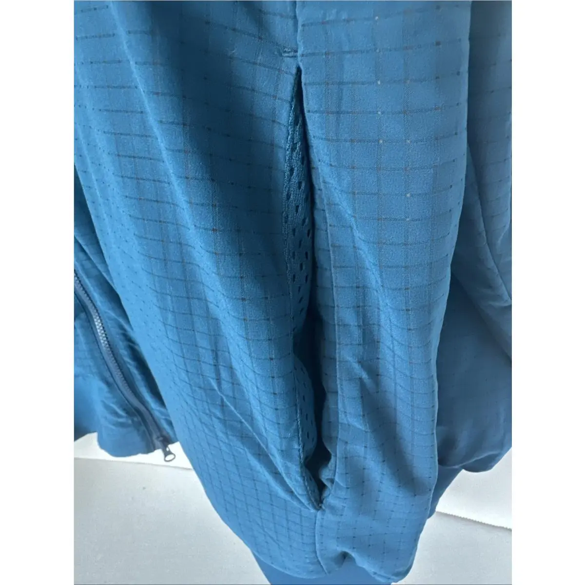 Nike clothing - Nike Unisex Sabrina Ionescu Reversible Basketball Jacket - FV3164-477 - Blue (UPC: 197599207009) 10