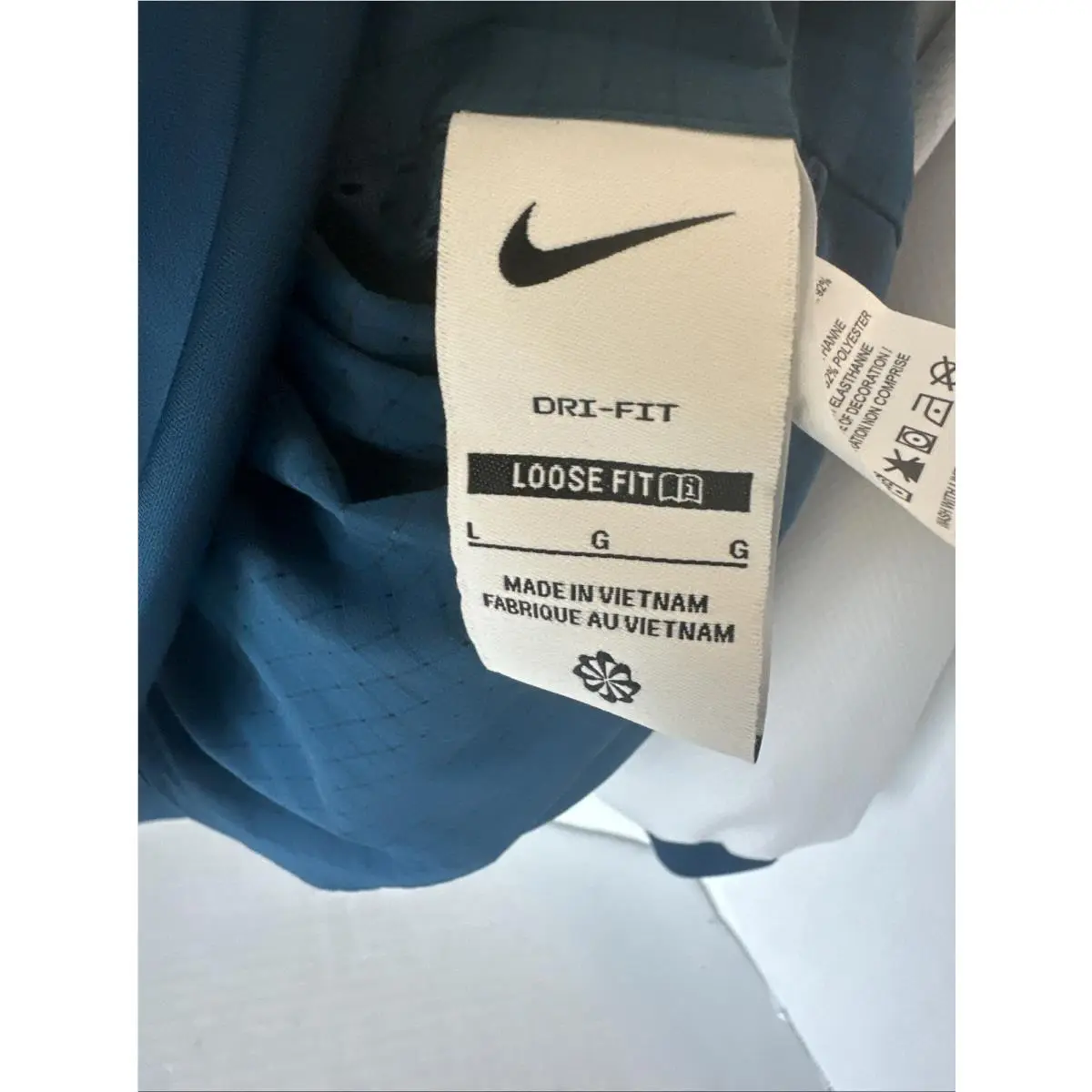 Nike clothing - Nike Unisex Sabrina Ionescu Reversible Basketball Jacket - FV3164-477 - Blue (UPC: 197599207009) 14