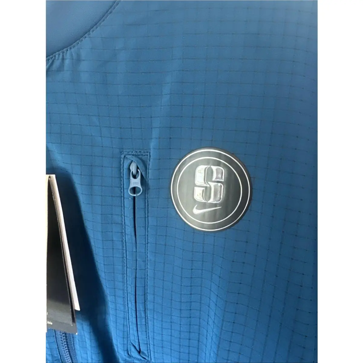 Nike clothing - Nike Unisex Sabrina Ionescu Reversible Basketball Jacket - FV3164-477 - Blue (UPC: 197599207009) 4