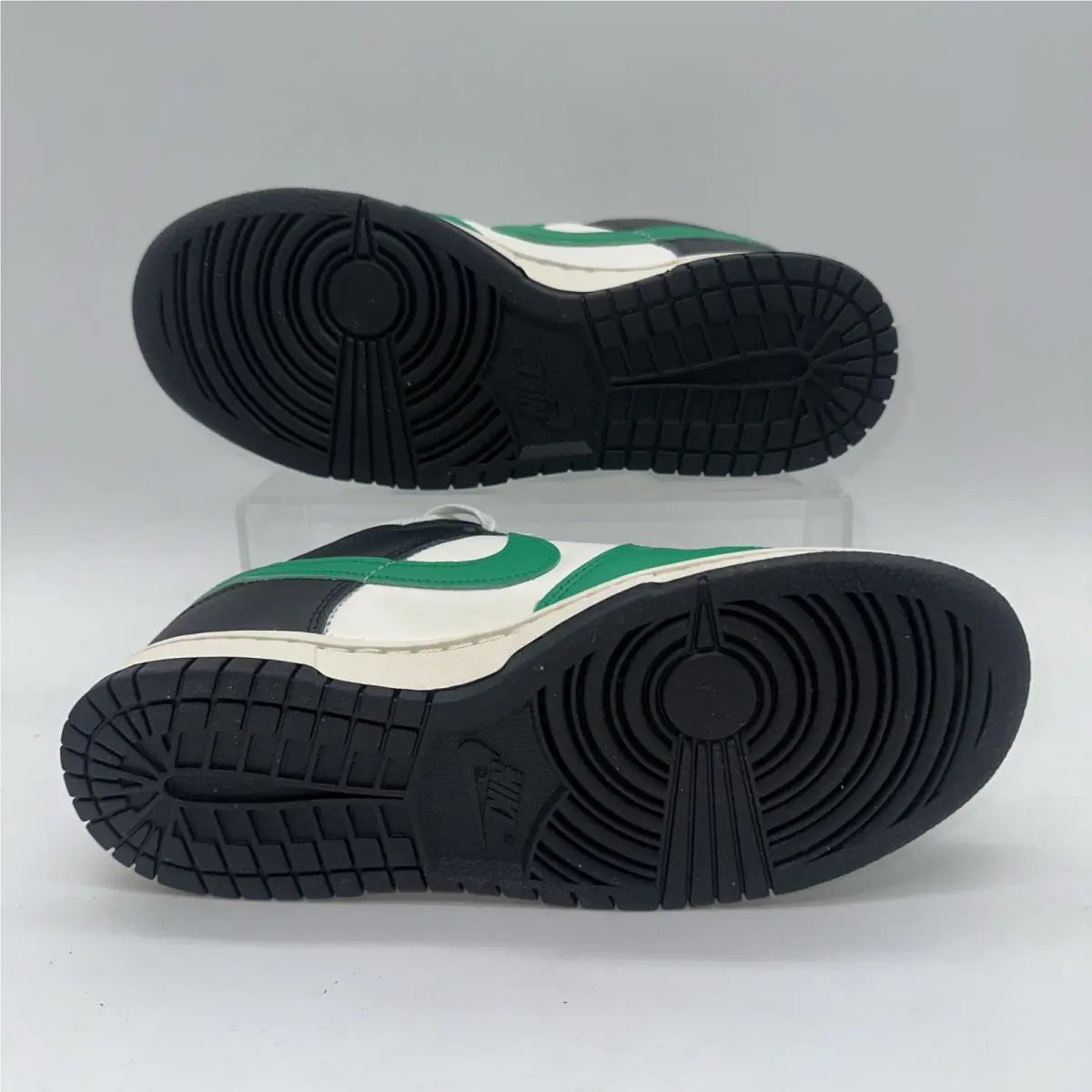 Nike shoes - Nike Dunk Low - Dunk Low - Green 1