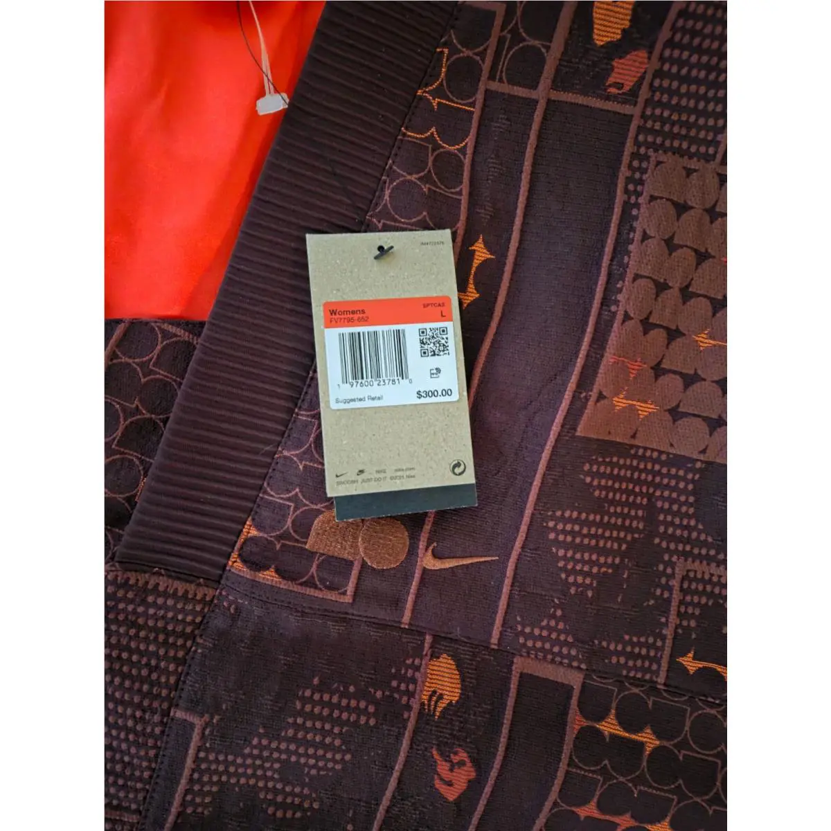 Nike clothing - Red 1