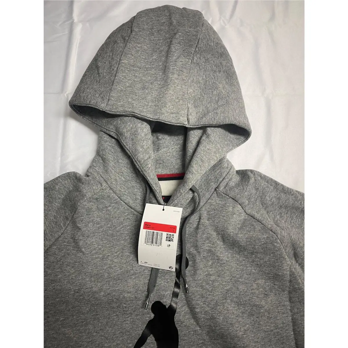 Nike clothing - Grey Heather/Black (UPC: 194496614381) 6