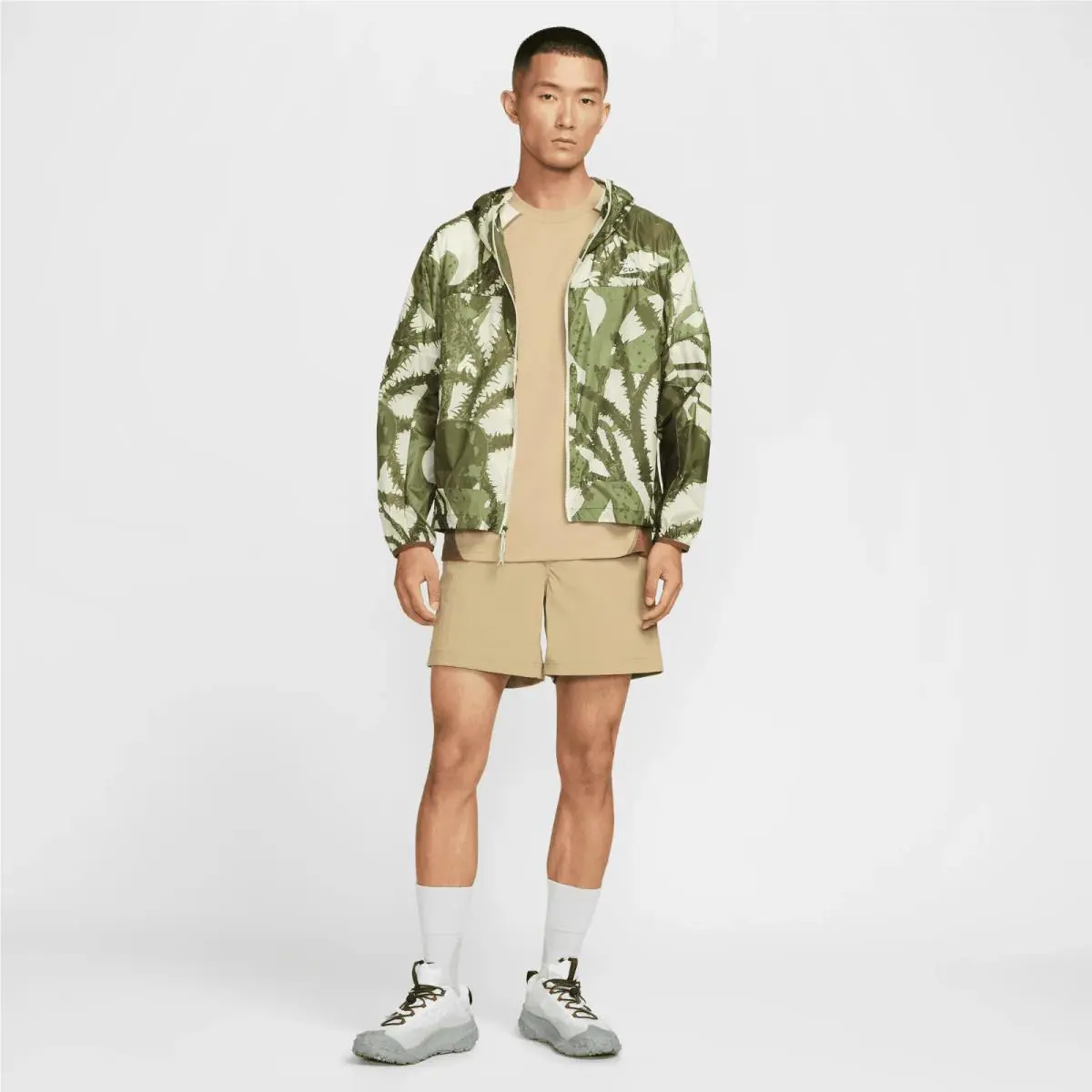 Nike clothing - Nike ACG Windproof Jacket - ACG Windproof Jacket - IH3580-229 - Green 11