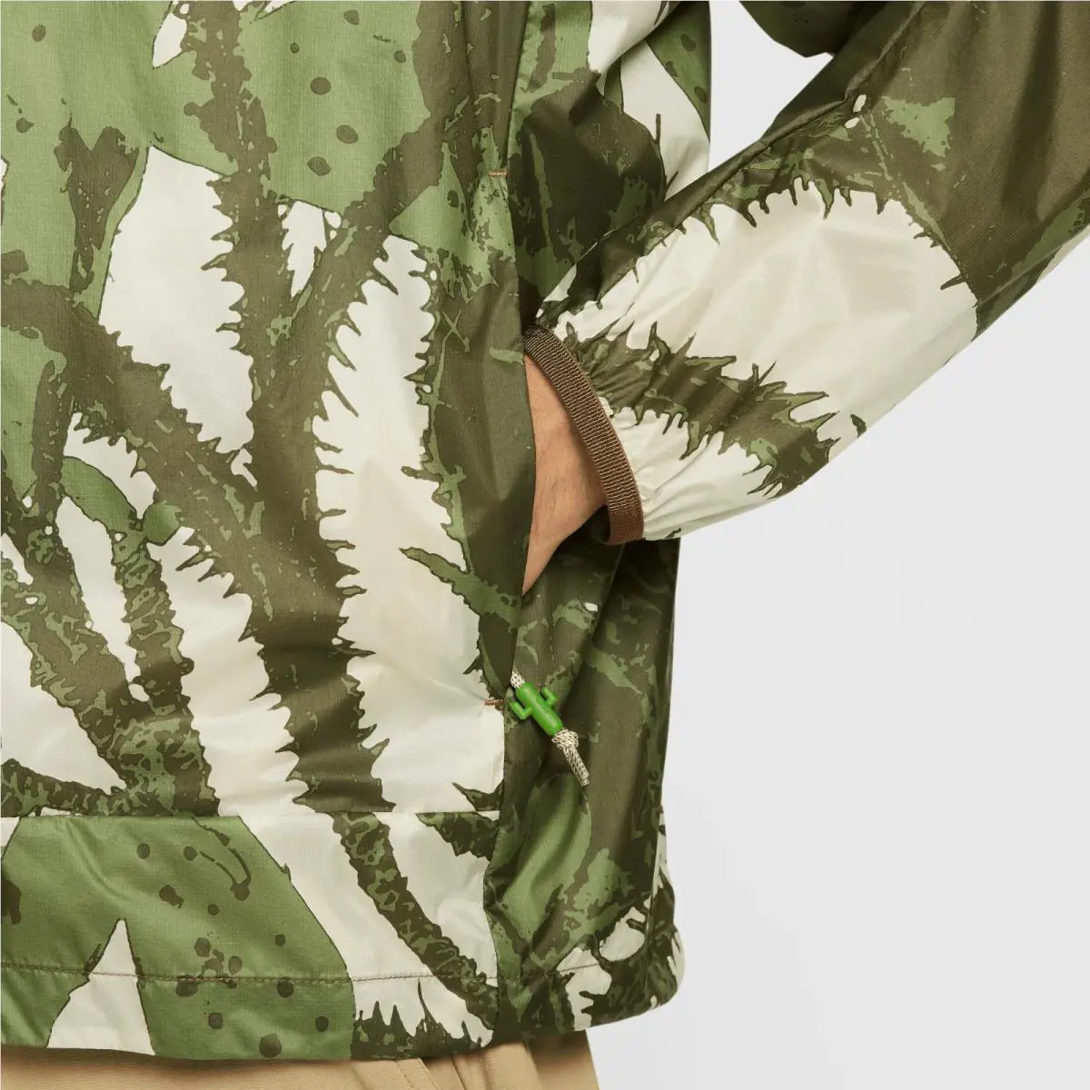 Nike clothing - Nike ACG Windproof Jacket - ACG Windproof Jacket - IH3580-229 - Green 9