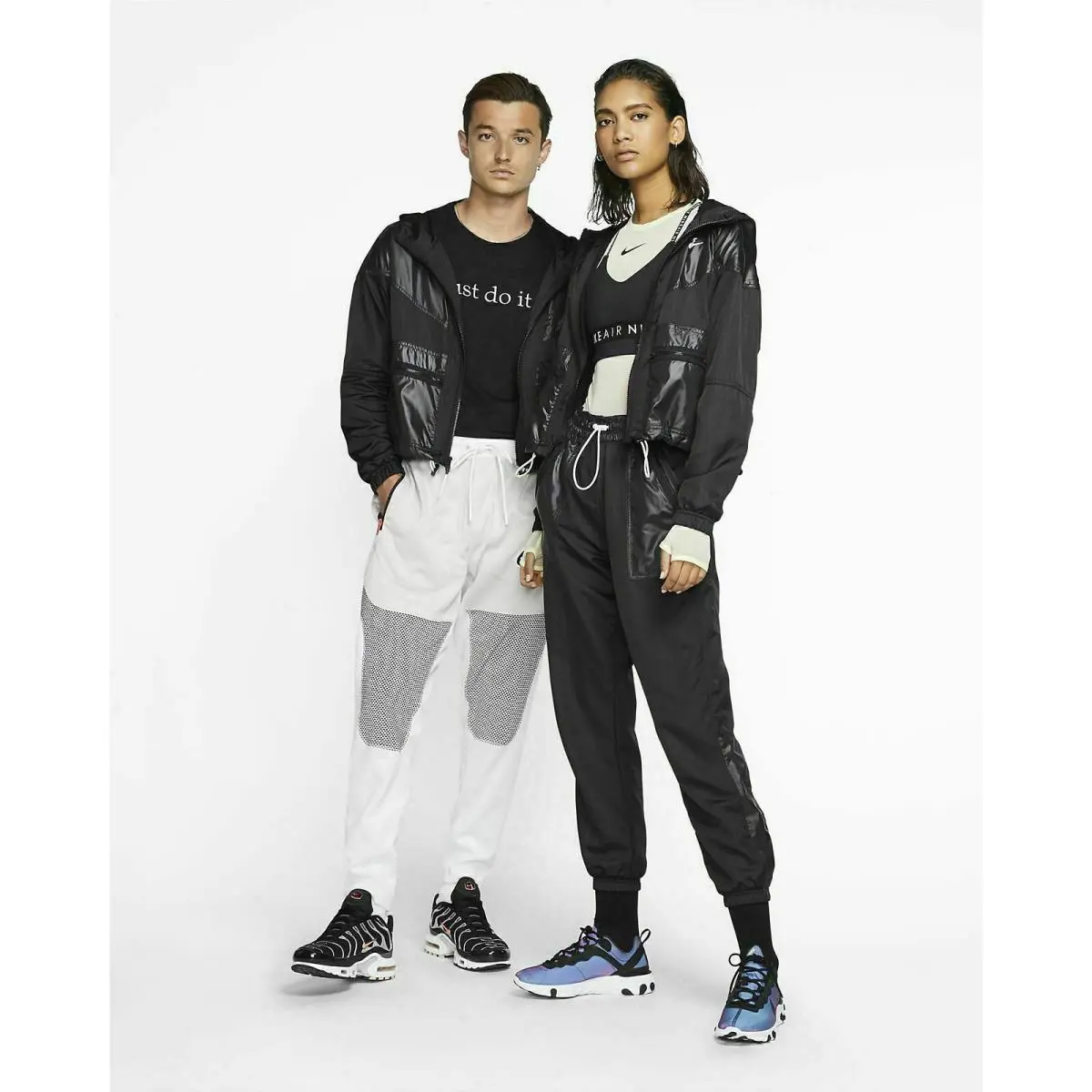 Nike clothing - Nike Sportswear Windrunner Cargo - Sportswear Windrunner Cargo - BV2833-010 - Black 7