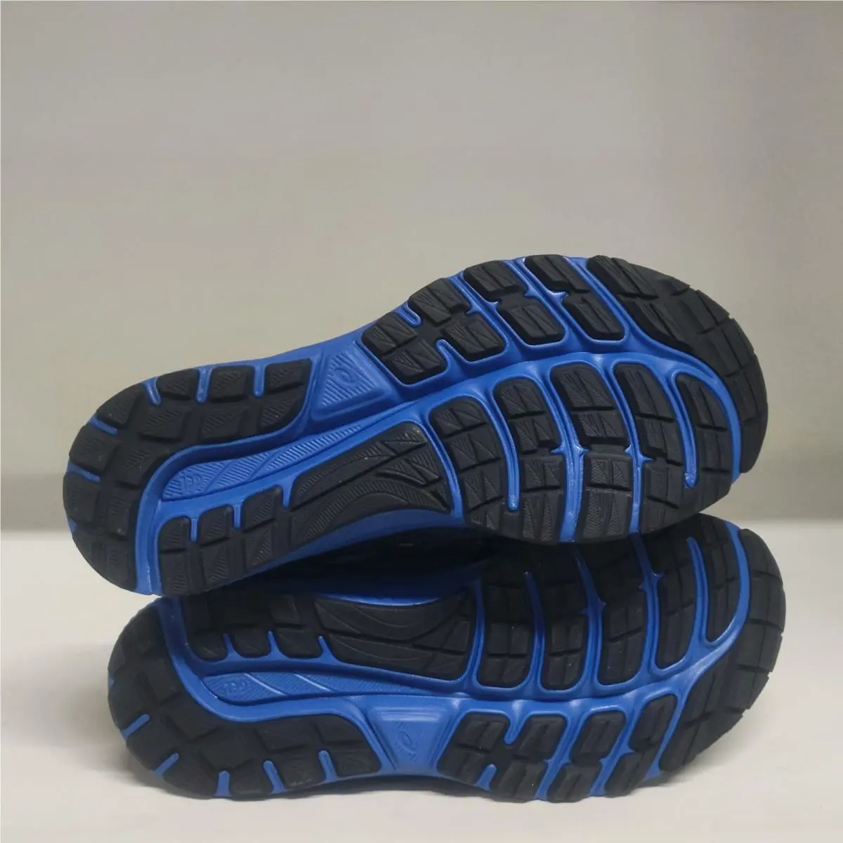 Asics shoes - Asics Gel-Cumulus - Black/Lake Drive 5