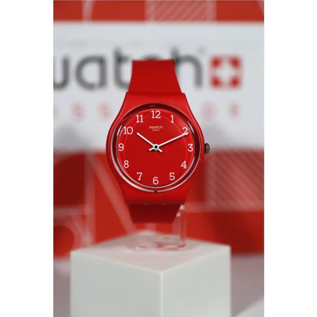 Limited Swiss Made Swatch Sunetty GR175 Red Silicone Matte Strap 34mm