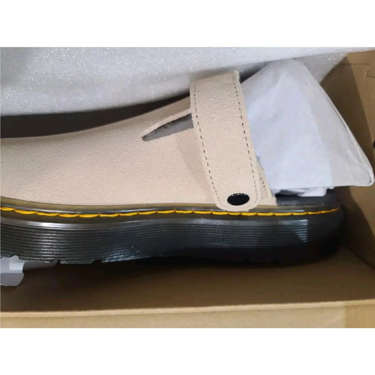 Dr. Martens shoes - Dr. Martens Carlson - Martens Carlson - 27410268 - Brown 9