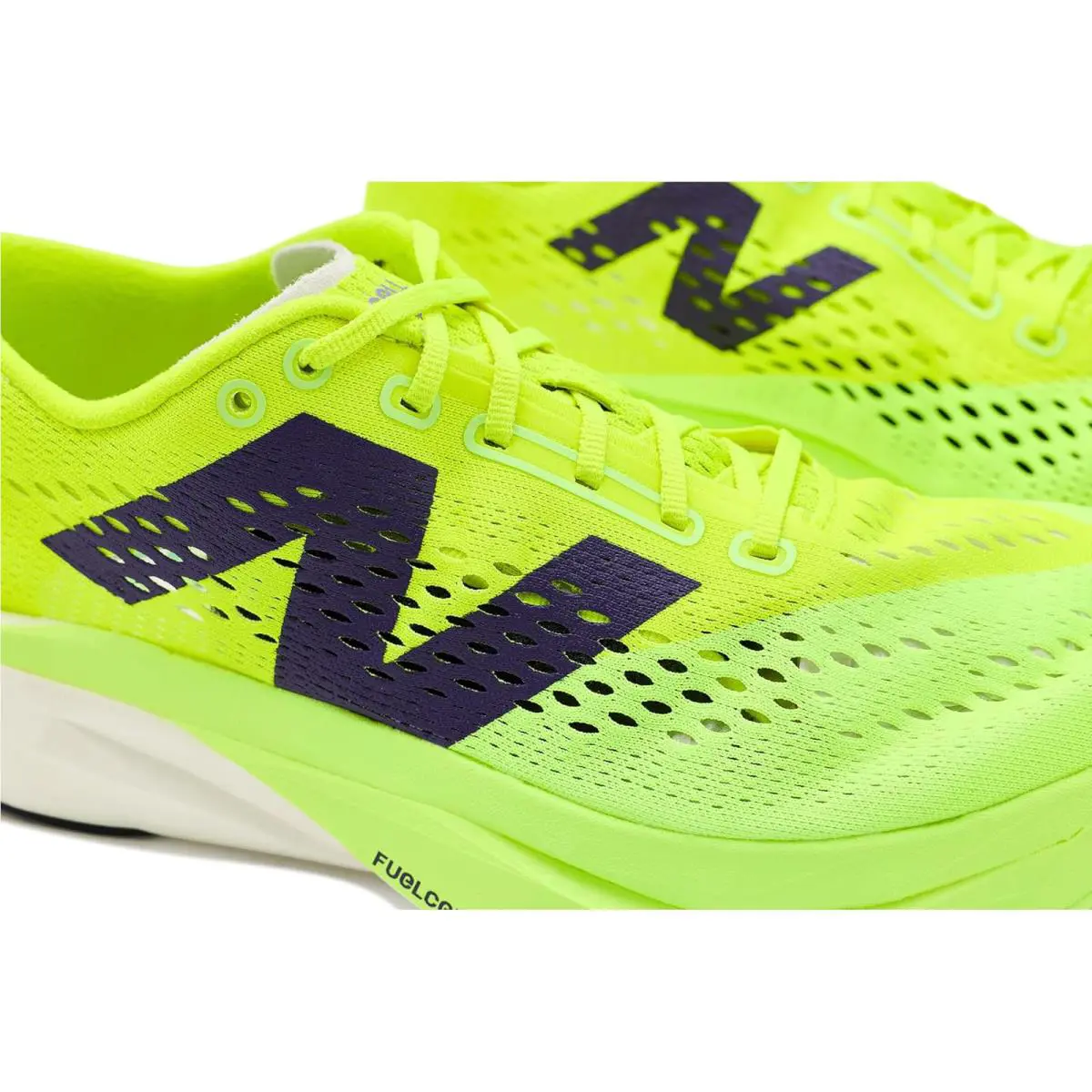 New Balance shoes - White/Electric Indigo 11