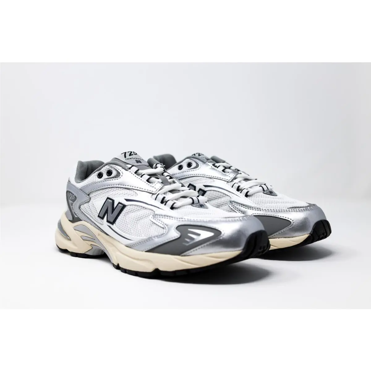 New Balance shoes - Metallic Silver 1