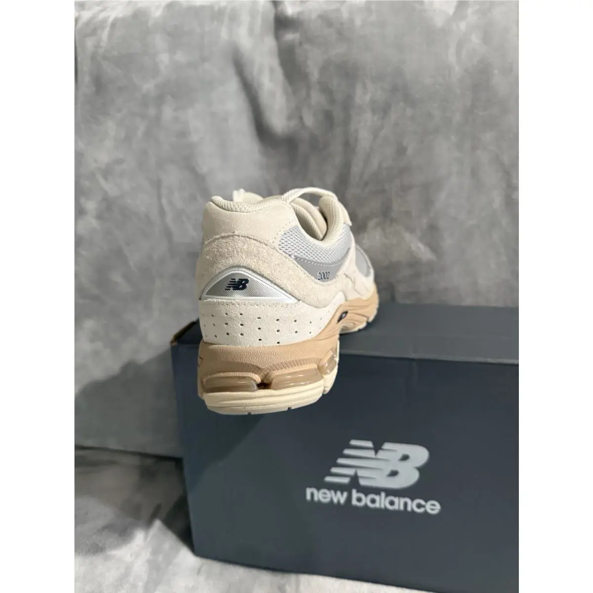 New Balance shoes - New Balance 2002 - U2002rj - Beige 2