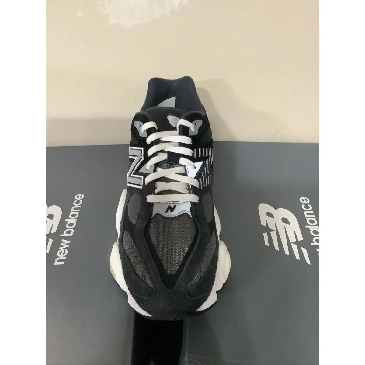 New Balance shoes - Black 1