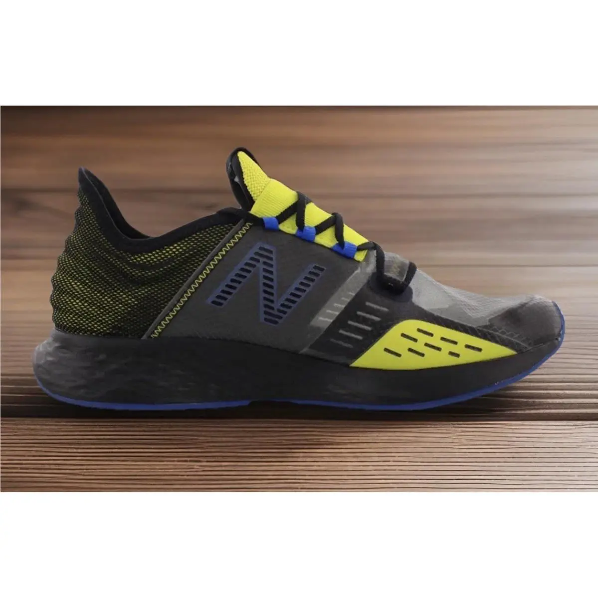 New Balance shoes - New Balance Roav - Roav - MRVBLLB - Black Yellow 1