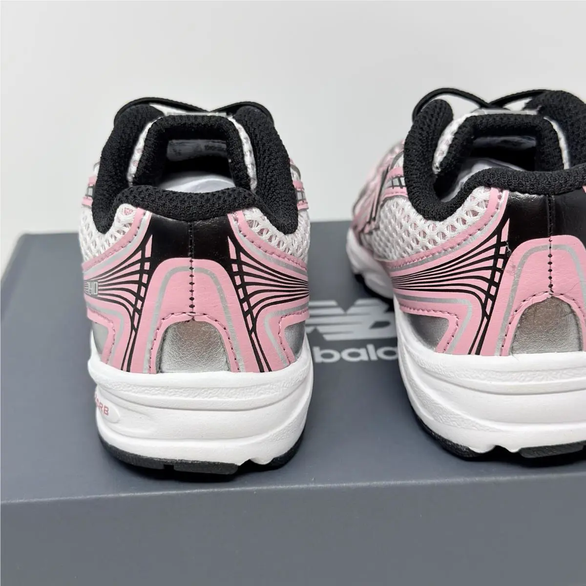 New Balance shoes - New Balance 740 - IZ740DK - Pink (UPC: 0198686816227) 16