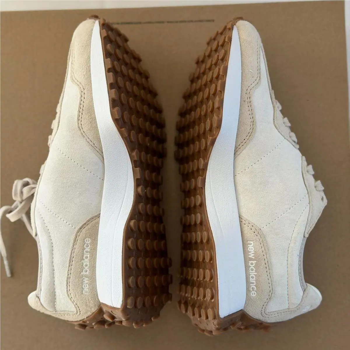 New Balance shoes - Cream 8
